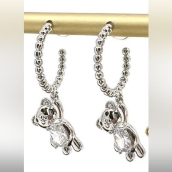 Melania Clara Jewelry - Melanis Clara NWT Best Friends Gummy Bear Earrings